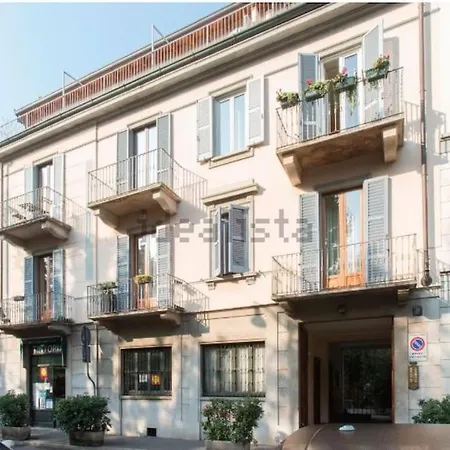 Il Giardino Garden View Apartment Milan