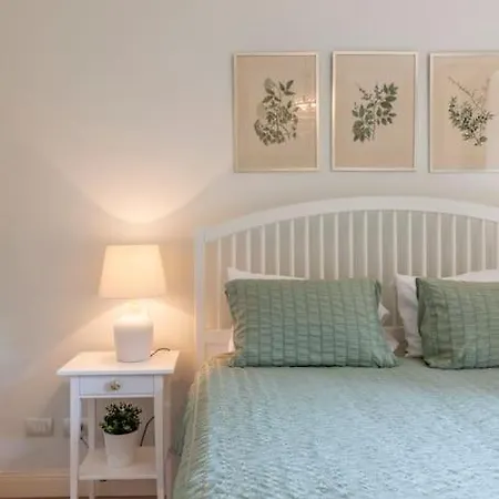 Il Giardino Garden View Apartment Milan