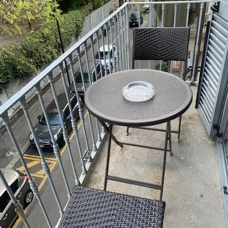 Il Giardino Garden View Apartment Milan